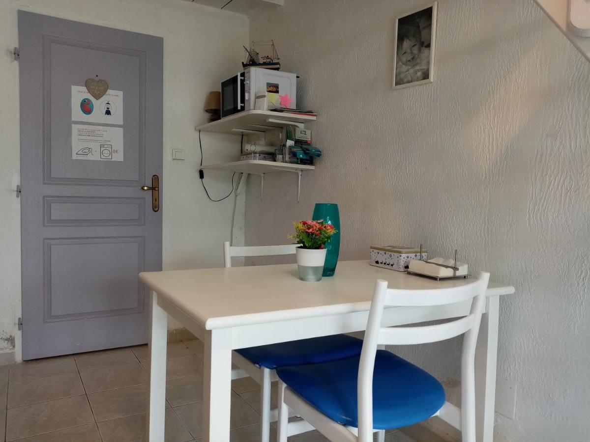 Le Flamant Rose Bed & Breakfast Salin-de-Giraud Exterior photo